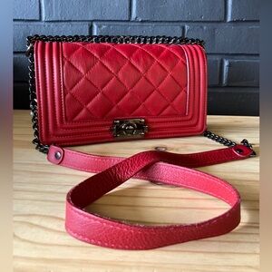 Unicai firenze Genuine Leather￼ Red Crossbody Purse With Gunmetal Chain